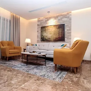 احجز هنا